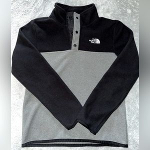 The North Face 1/4 snap fleece pullover M
